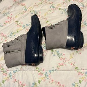 Womens duck boots